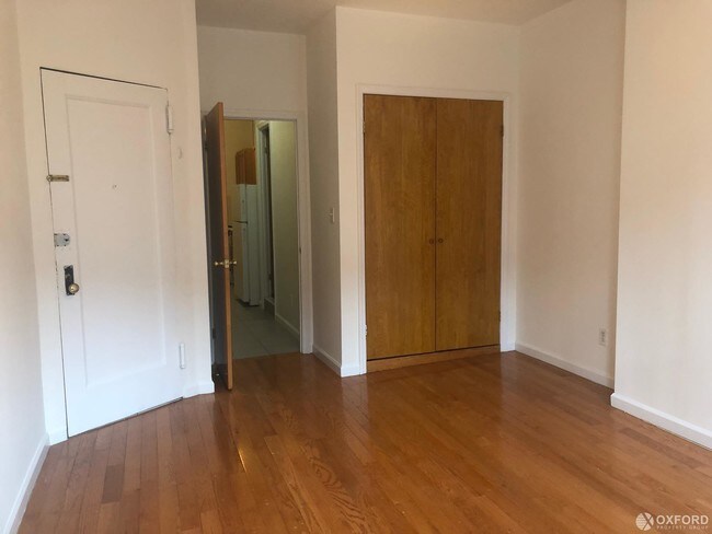 Building Photo - 524 East 83rd Street