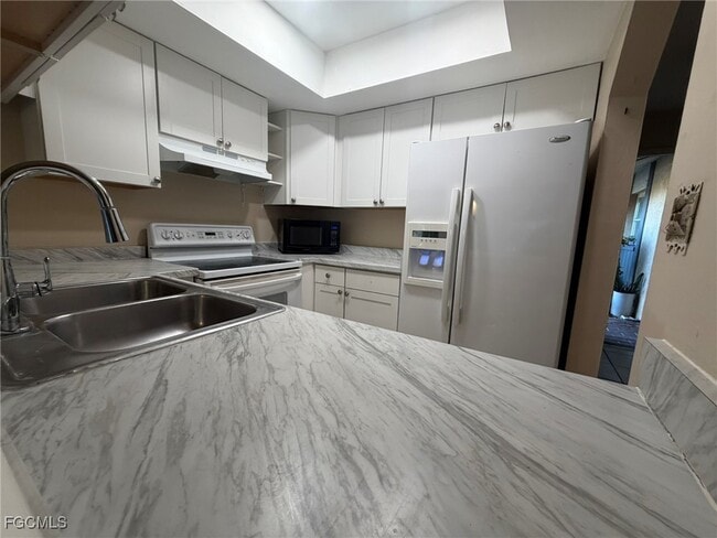 Foto del edificio - 817 Gleason Pkwy