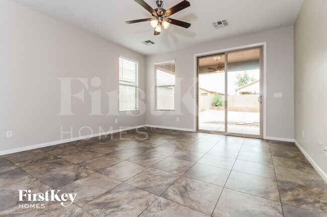 Foto del edificio - 17044 W Mohave St