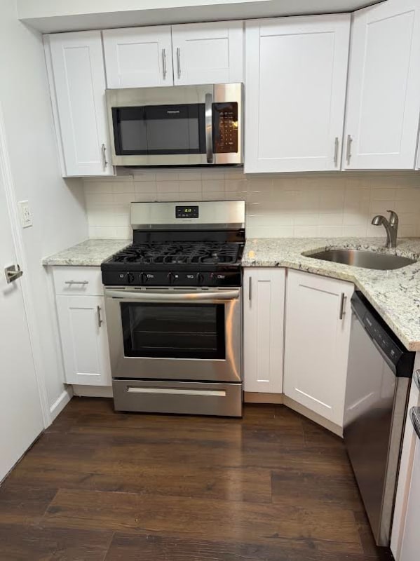 Building Photo - 31 Winding Woods Loop