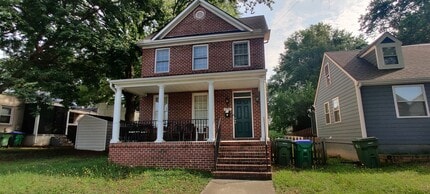 Building Photo - 1720 Jacquelin St