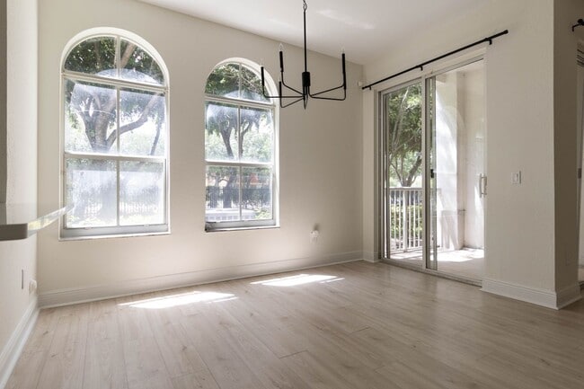 Foto del edificio - 4301 SW 160th Ave