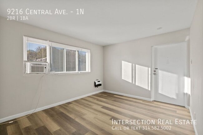 Foto del edificio - 9216 Central Ave