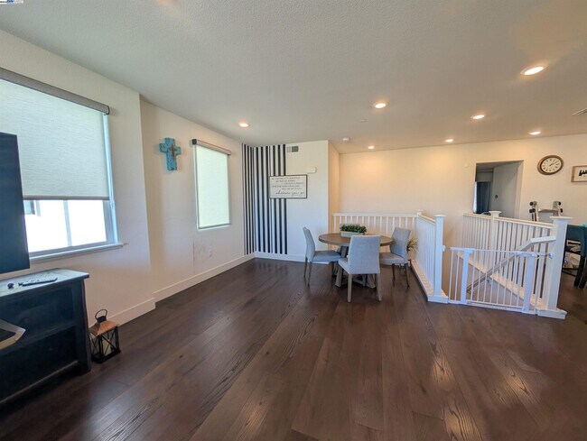 Foto del edificio - 44819 S Grimmer Blvd