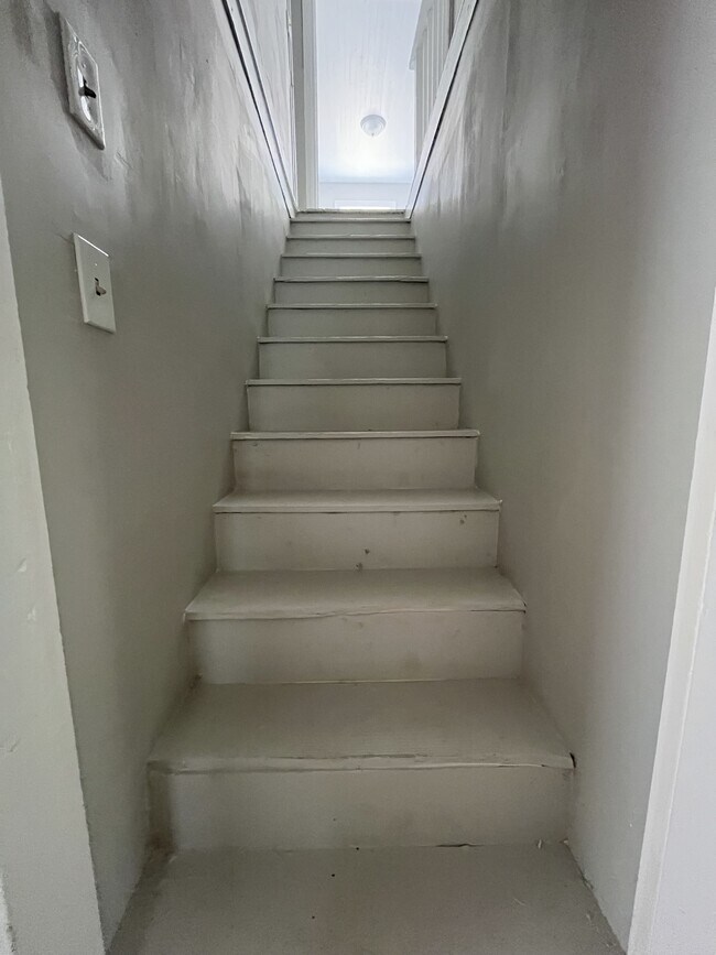 Foto del edificio - 319 W Cooper St
