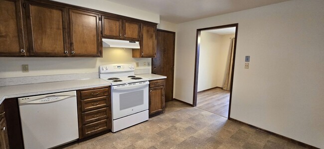 Building Photo - Beautiful 3 Bedroom in Corvallis