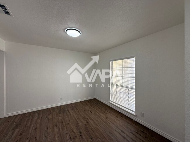 Foto del edificio - 8407 Greenham