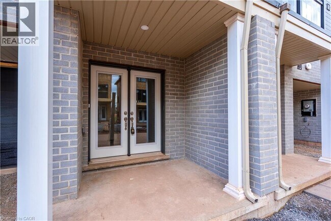 Building Photo - 23 Dryden Ln