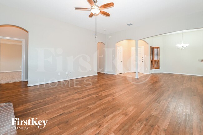Foto del edificio - 204 Troy Ln