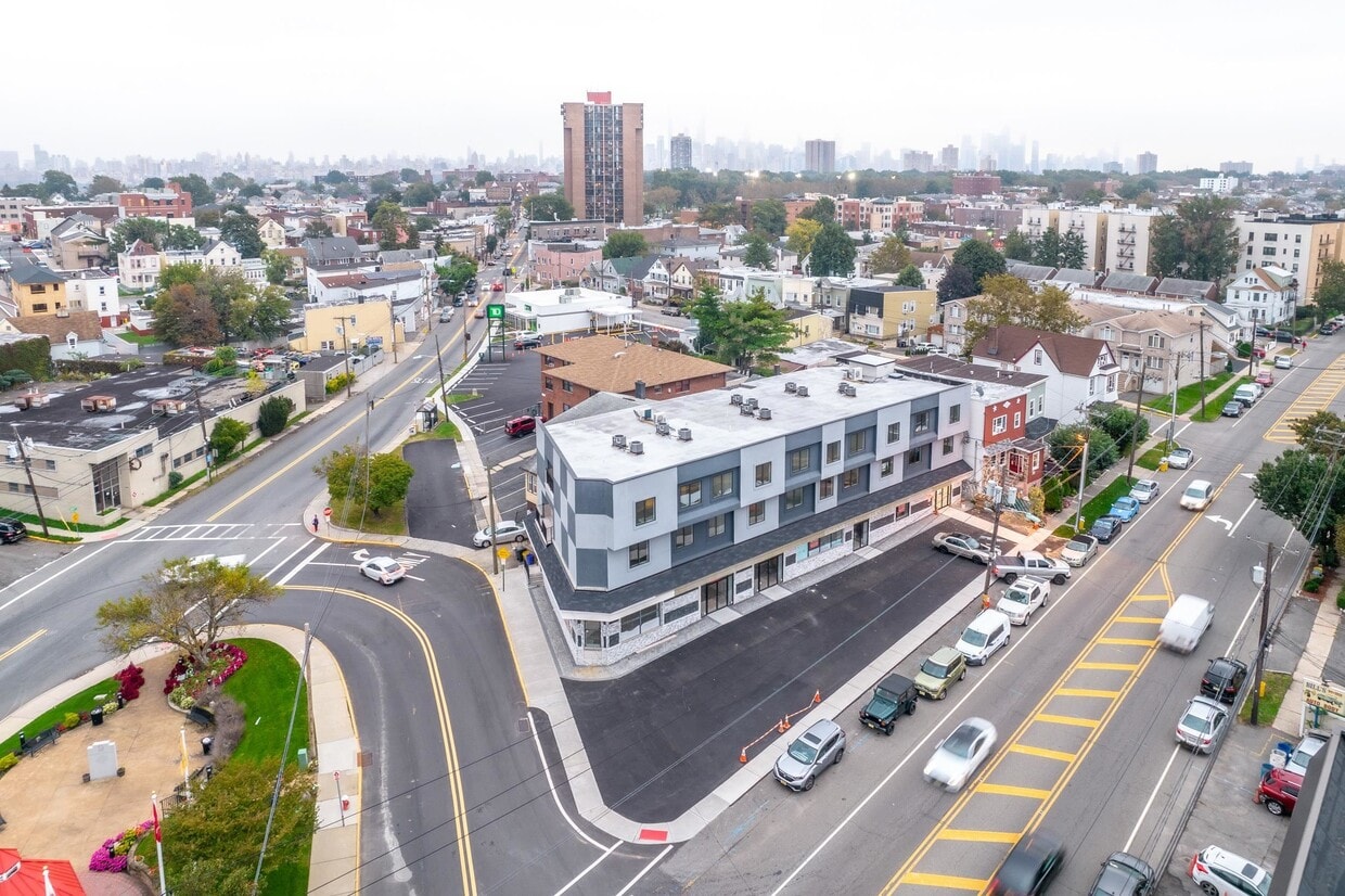 Foto del edificio - 44 Bergen Blvd