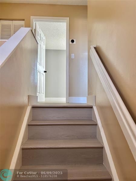 Foto del edificio - 4573 NW 60th St