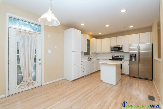Foto del edificio - 9334 Owings Choice Ct