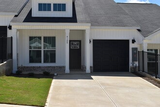 Building Photo - 4124 Taylor Pond Rd