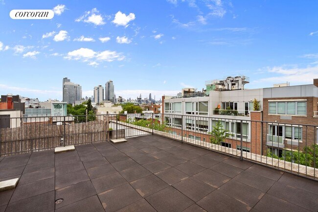 Foto del edificio - 241 Bedford Ave