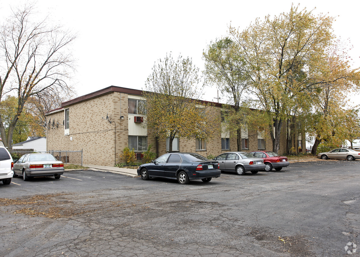 1480 Parkwood Ave, Ypsilanti, MI 48198 - Apartments in Ypsilanti, MI 