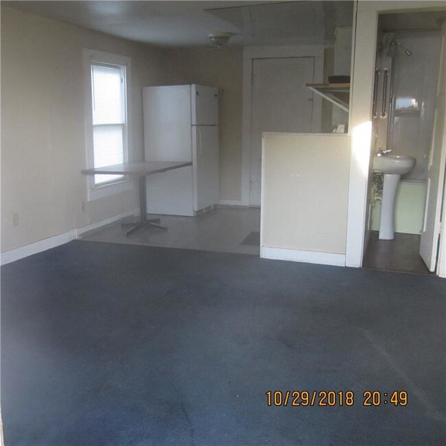 Building Photo - 2826 Hickory St