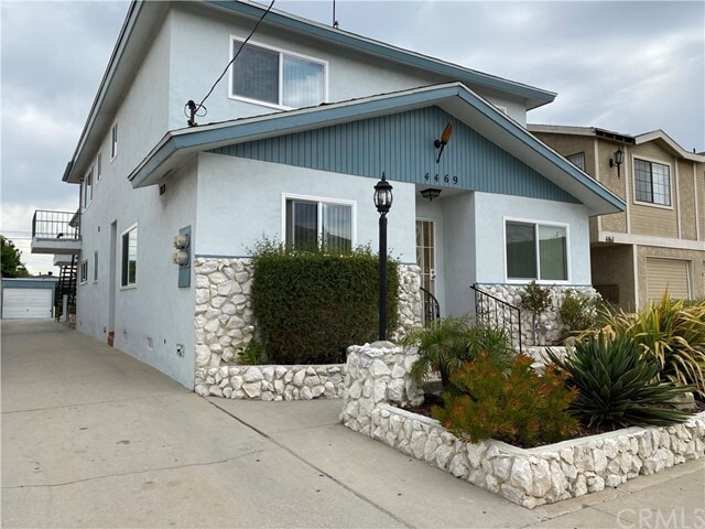 Primary Photo - 4469 W 137th Pl