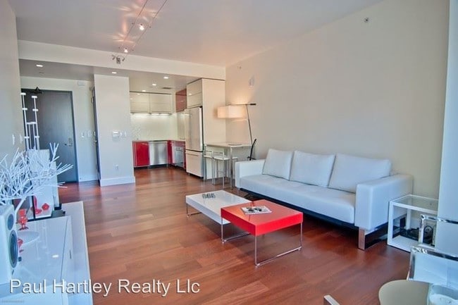 Building Photo - 1 br, 1 bath Apartment - 3536 Lebon Drive