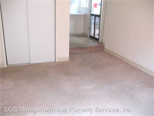 Building Photo - 644 Nautilus St