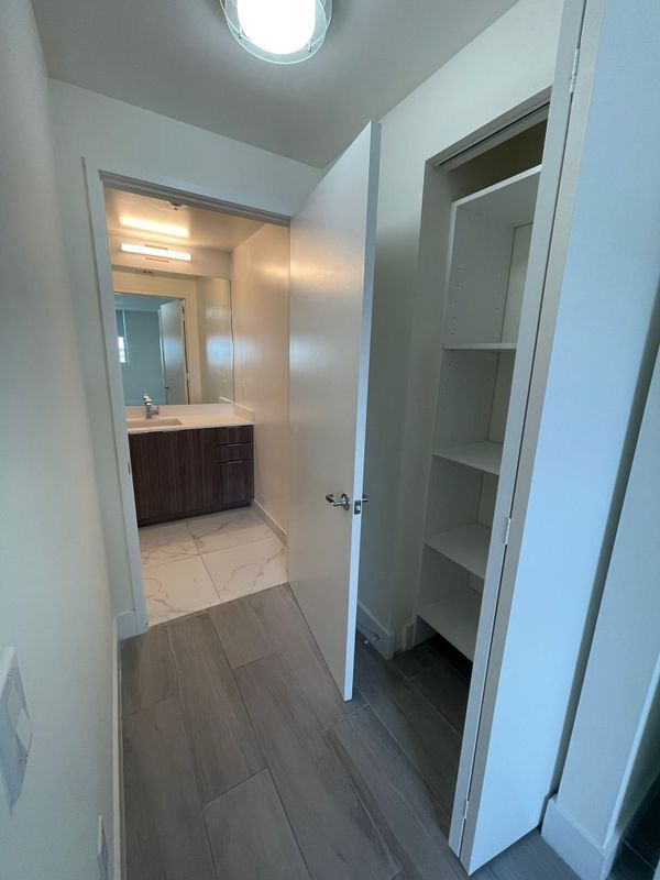 Building Photo - 1000 NW 7th St