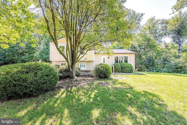 Building Photo - 7221 Hillview Dr