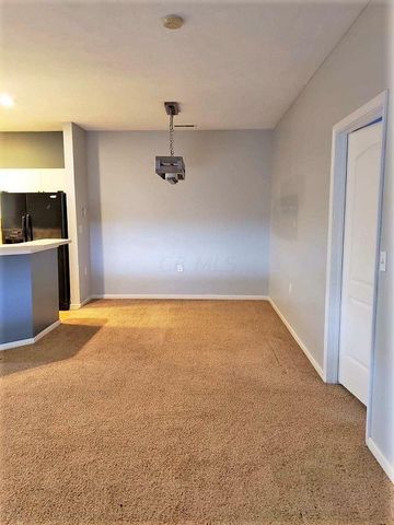 Building Photo - 669 Spring Valley Dr