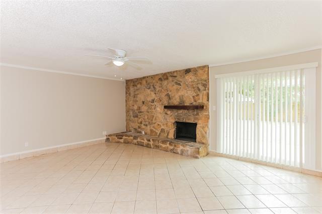 Building Photo - 2513 Mardell Dr