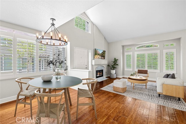 Building Photo - 57 Wisteria Pl