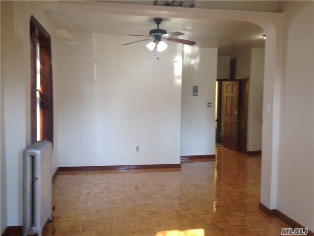 Building Photo - 387 E 96th St