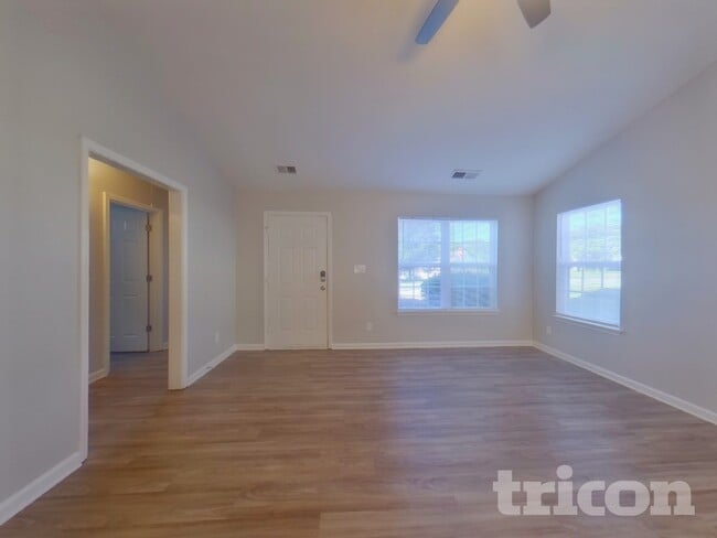 Building Photo - 2103 Wexford Way