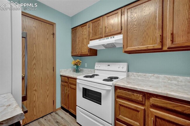 Foto del edificio - 3467 Queen Anne Way