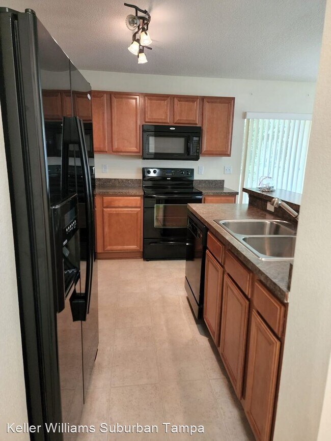 Building Photo - 3 br, 2.5 bath House - 4615 Limerick Dr