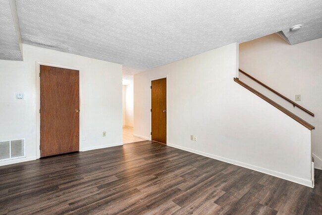 Foto del interior - Pinecrest Village -  SPECIAL PROMOTION