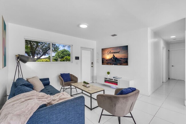 Foto del edificio - 7061 Coolidge St