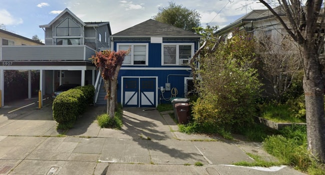 Photo - 5913 Vallejo Street House
