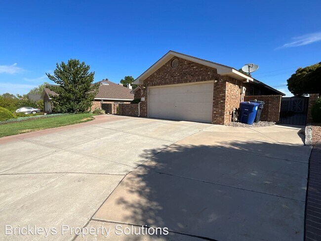 Building Photo - 3 br, 2 bath House - 9423 Macallan Rd NE