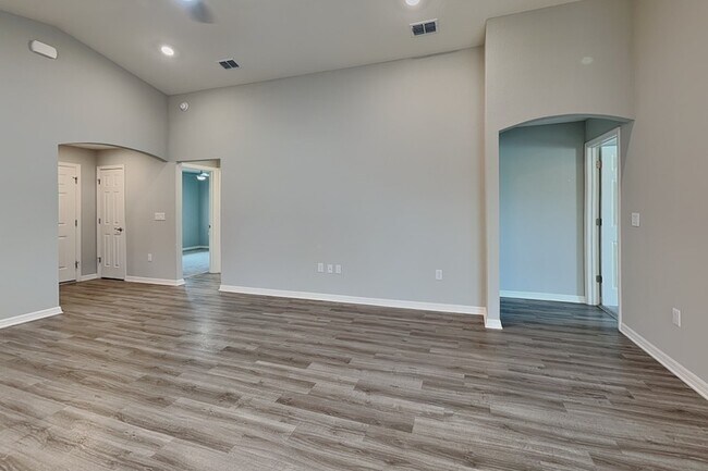 Building Photo - 12239 Cypress Br St