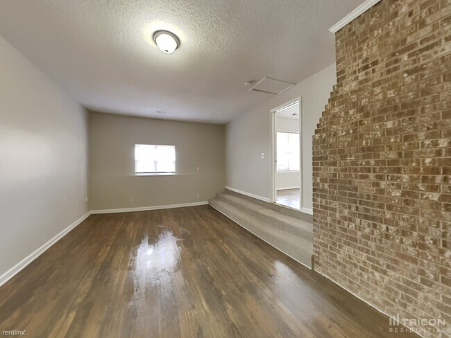 Building Photo - 6222 Hickory Ridge Ln