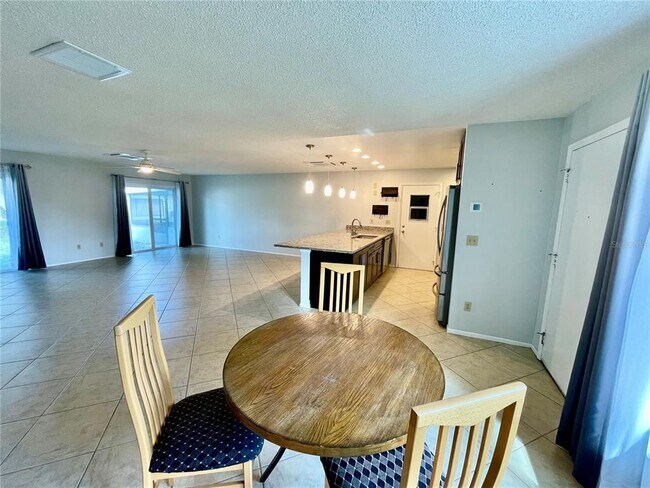 Building Photo - 10128 Fairtree Ln