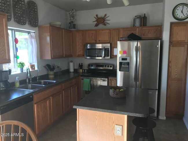 Foto del edificio - 2725 E Mine Creek Rd