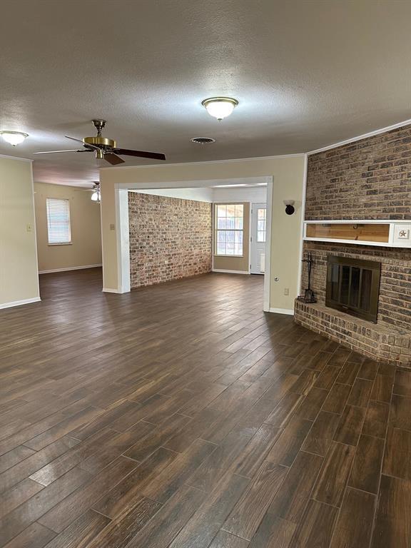 Foto del edificio - 4050 Brookhollow Dr