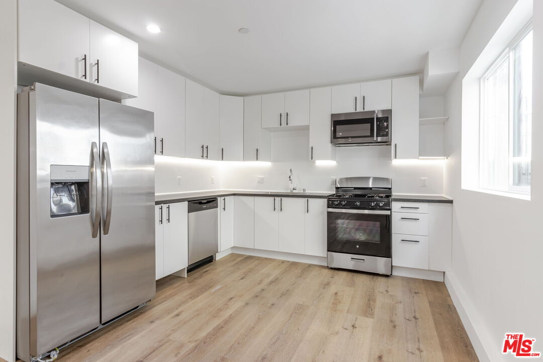 Foto principal - 10821 Hartsook St