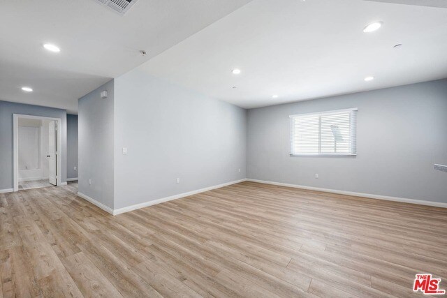 Building Photo - 6336 Brynhurst Ave