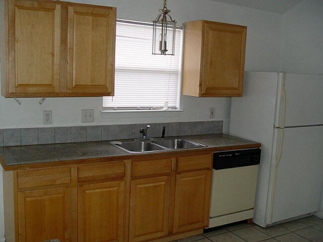 Foto del edificio - 34614 Lakeside Dr