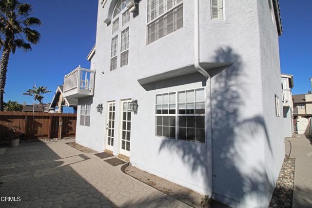Foto del edificio - 5028 Dolphin Way