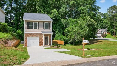 Building Photo - 2350 Mountain Springs Pl