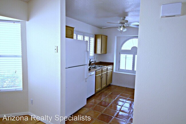 Building Photo - 3 br, 2 bath House - 16018 So 29th St