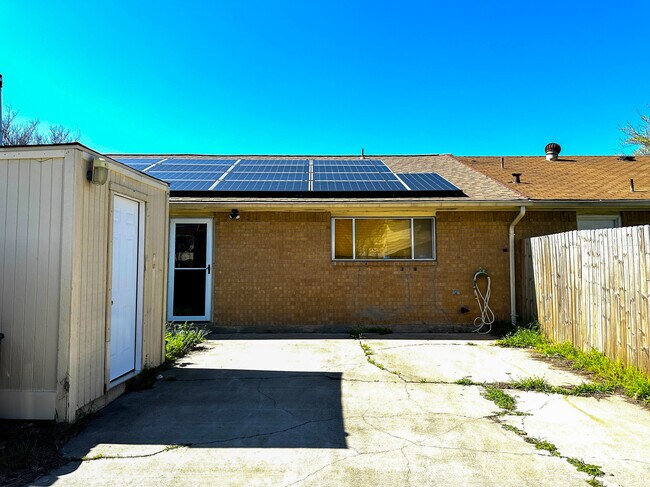 Building Photo - 1 E Mountain Ln