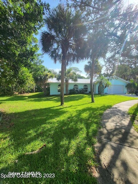 Foto principal - 8 Colonial Way