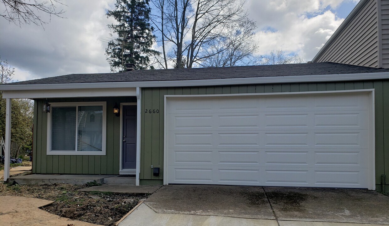 Primary Photo - 2660 SW 16th Plz